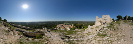 Les ruines du château de la reine Jeanne à Ventabren