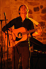 Ben Mazue à Biot pour la fête de la musique 2008