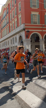 Photo du Semi-Marathon de Nice 2007 (près de la place Massena)